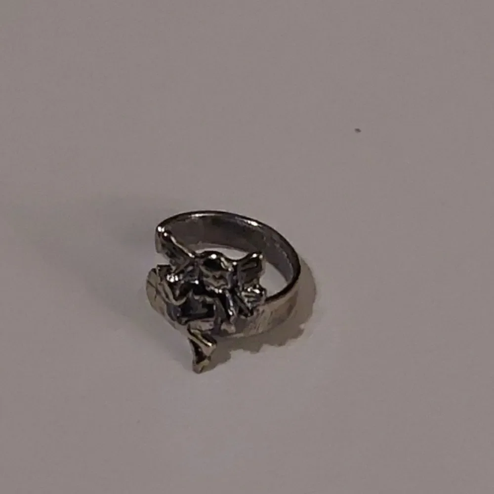 Pretty 925 Sterling Silver Mini Angel Ear Cuff